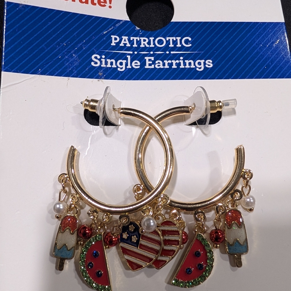 NWT Summer Fun Charm Hoop Pierced Fashion Earrings